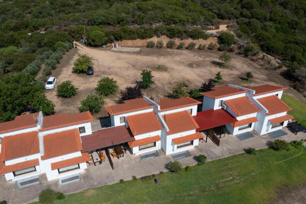 Katevi Luxury Seafront Villa Ierissos Eksteriør billede